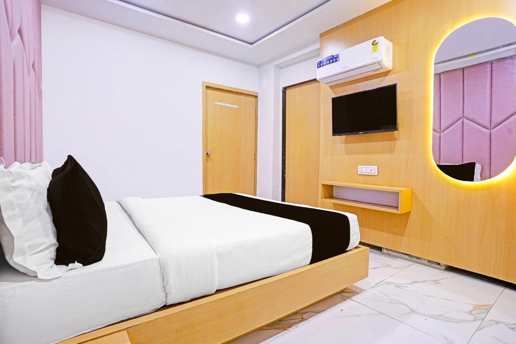 Hotel O Patang 24 Ahmadábád Kültér fotó